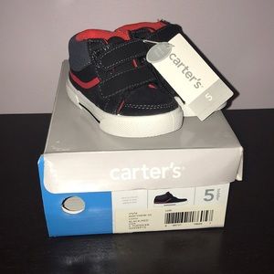 Carter’s Toddler Boys Hightop Sneaker shoe - sz 5